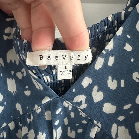 Baevely Dress - Picture 3 of 3